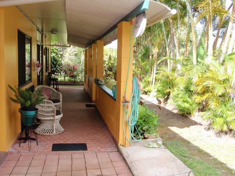 12 Toohey St, Cardwell QLD 4849