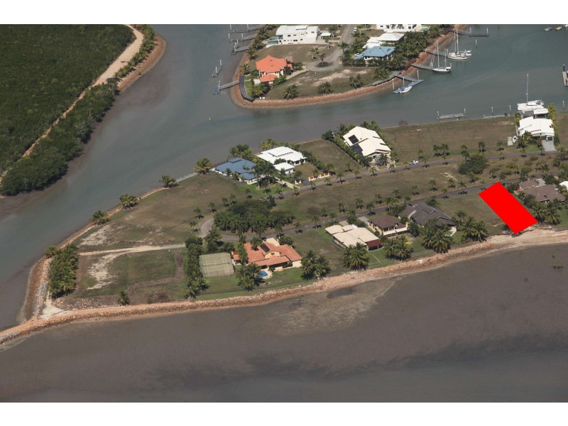 101 Keith Williams Drive, Cardwell QLD 4849