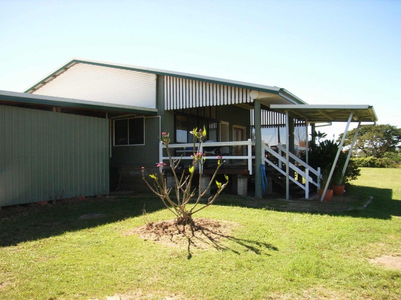 99 Lily Creek Road, Cardwell QLD 4849