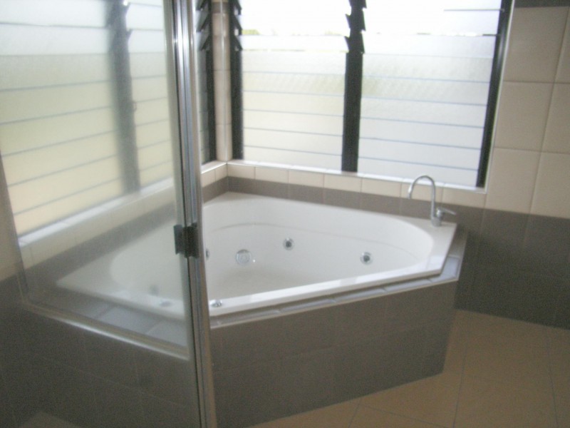 2/22 Royal Palm Avenue, Port Hinchinbrook, Cardwell QLD 4849