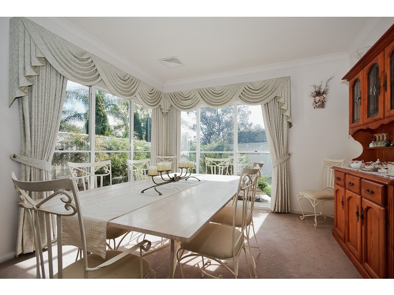 8 Killarney Court, Mcgraths Hill NSW 2756