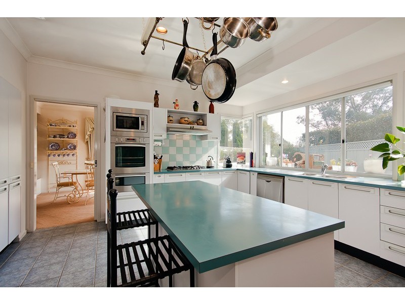 8 Killarney Court, Mcgraths Hill NSW 2756