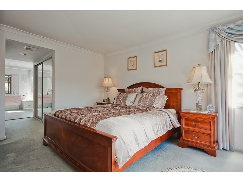 8 Killarney Court, Mcgraths Hill NSW 2756