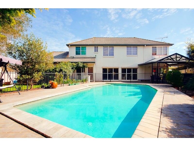8 Killarney Court, Mcgraths Hill NSW 2756