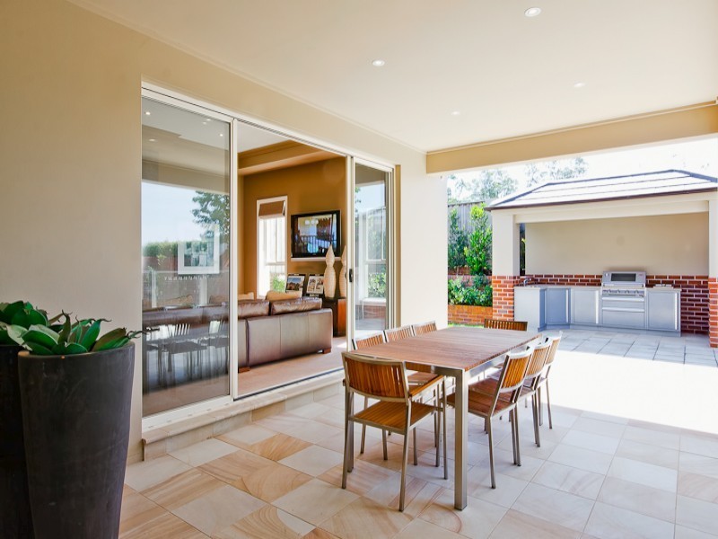 13 Craigend Place, Bella Vista NSW 2153