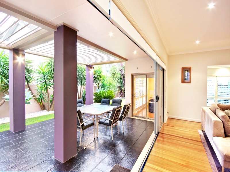 41 Edgewater Drive, Kellyville NSW 2155