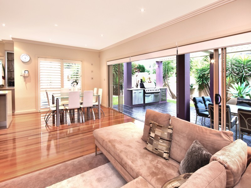 41 Edgewater Drive, Kellyville NSW 2155