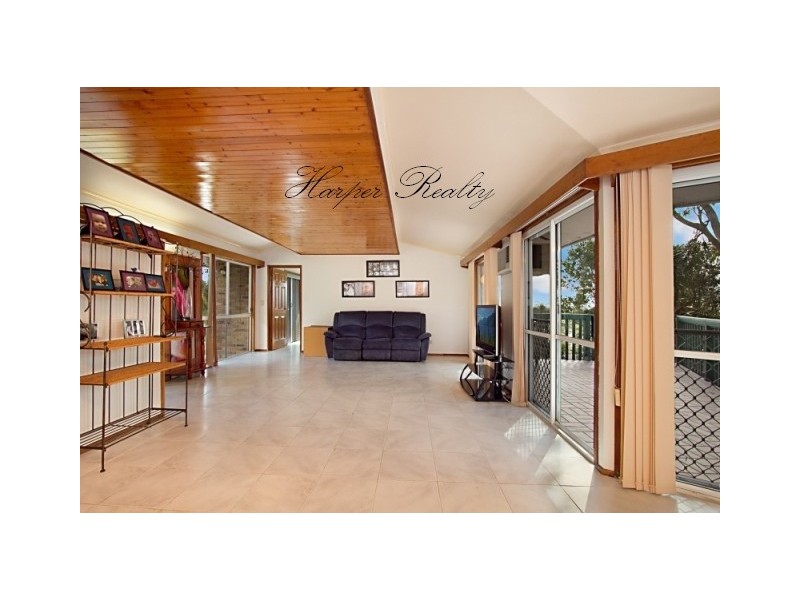 Mount Warren Park QLD 4207