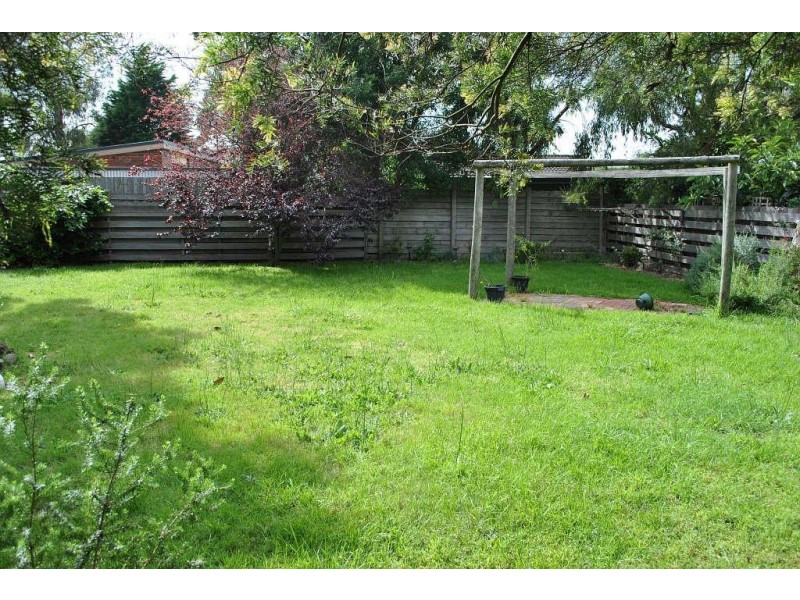 4 Parklands Grove, Mount Eliza VIC 3930