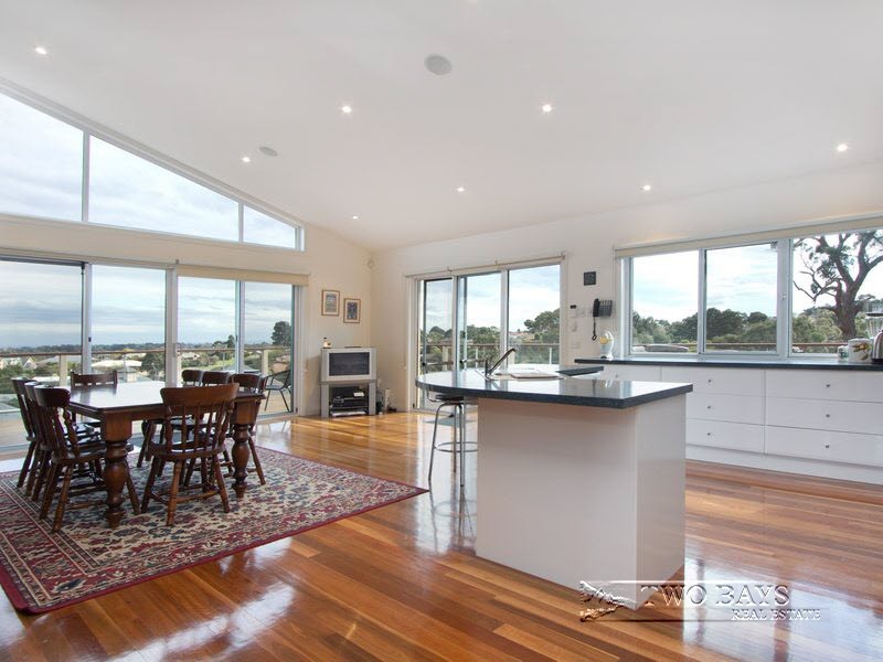8 Murralinga Place, Mount Eliza VIC 3930