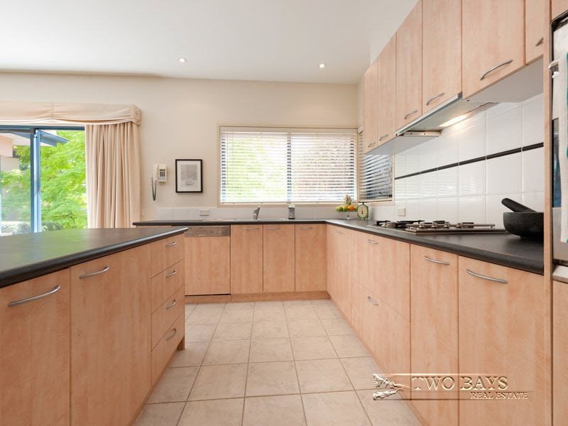 12 Stevenson Court, Mount Eliza VIC 3930