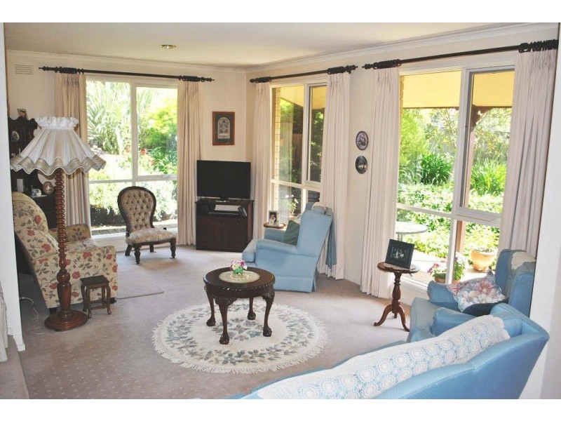 29 Mountain View Road, Mount Eliza VIC 3930