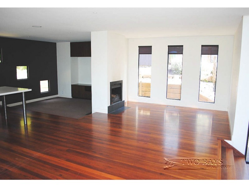 62-64 Eumeralla Grove, Mount Eliza VIC 3930