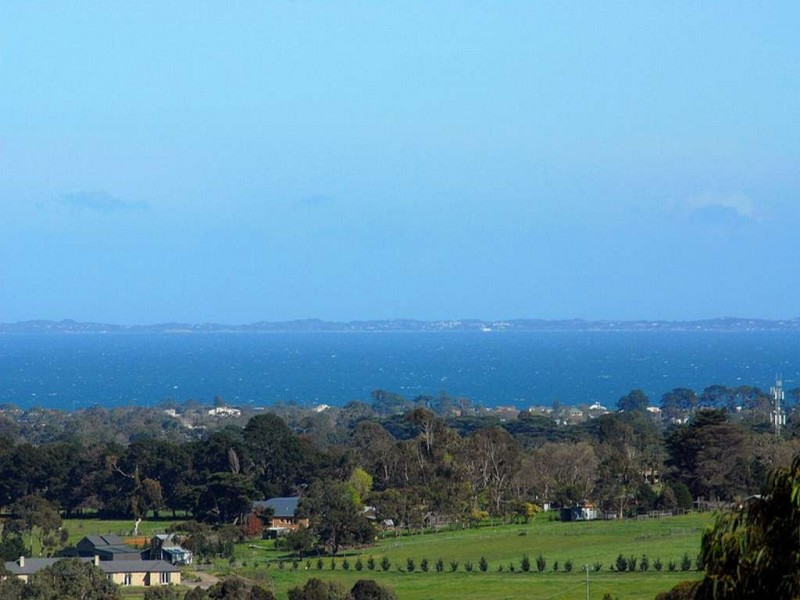 152 Wooralla Drive, Mount Eliza VIC 3930