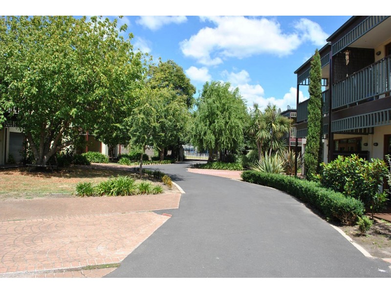 11/109 Canadian Bay Road, Mount Eliza VIC 3930