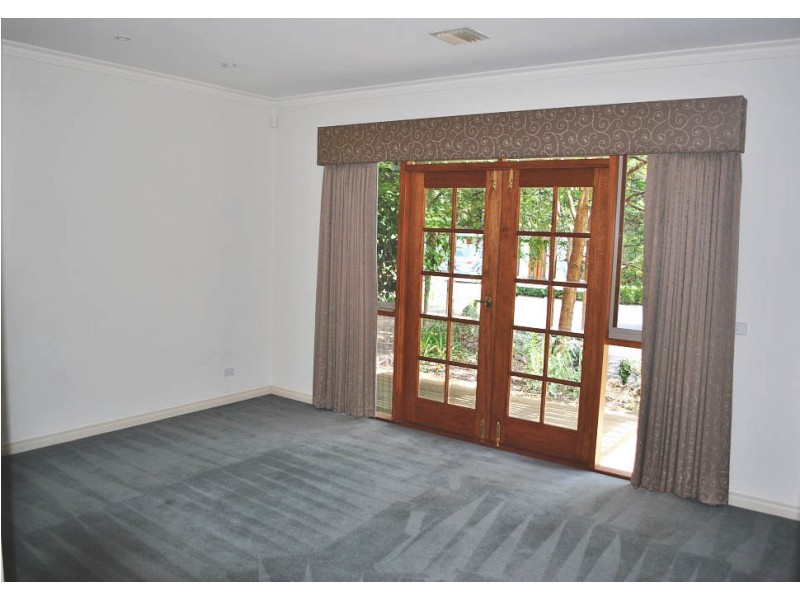 11/109 Canadian Bay Road, Mount Eliza VIC 3930