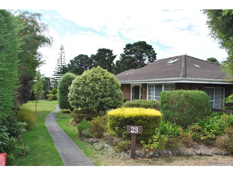 2/23 Clarkestown Avenue, Mount Eliza VIC 3930