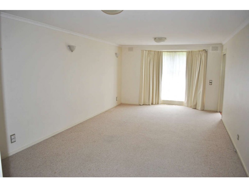 2/23 Clarkestown Avenue, Mount Eliza VIC 3930