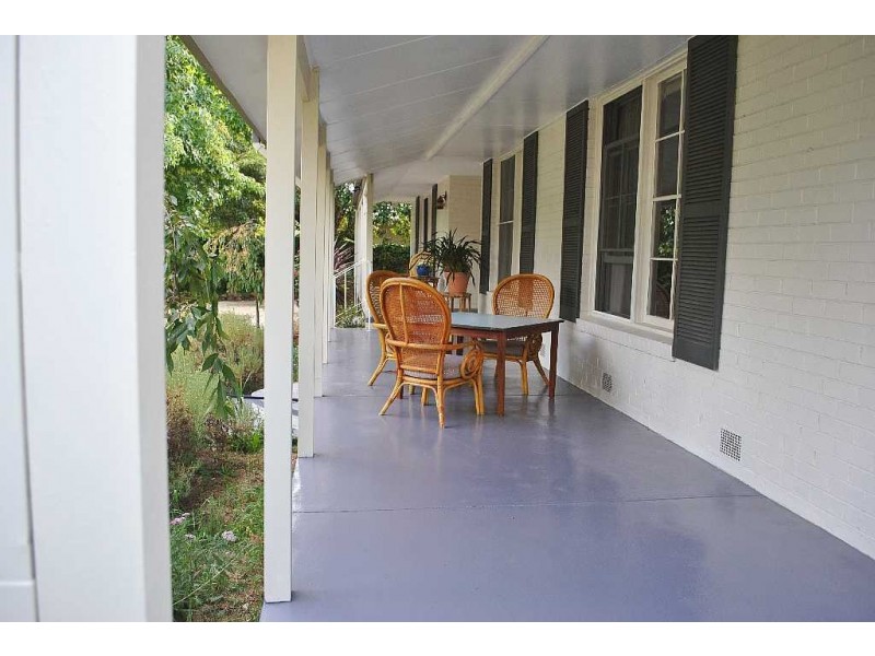 27 Mt Eliza Way, Mount Eliza VIC 3930