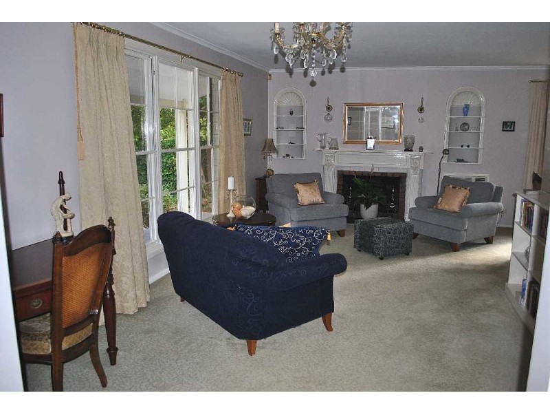 27 Mt Eliza Way, Mount Eliza VIC 3930