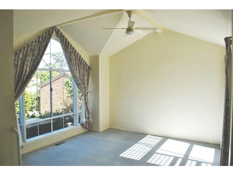 12 Old Mornington Road, Mount Eliza VIC 3930