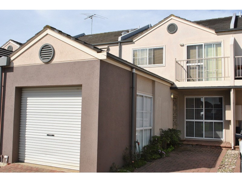 12 Scarborough Drive, Patterson Lakes VIC 3197