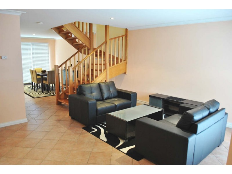 12 Scarborough Drive, Patterson Lakes VIC 3197