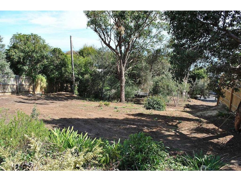 4 Manatee  Avenue, Mount Eliza VIC 3930