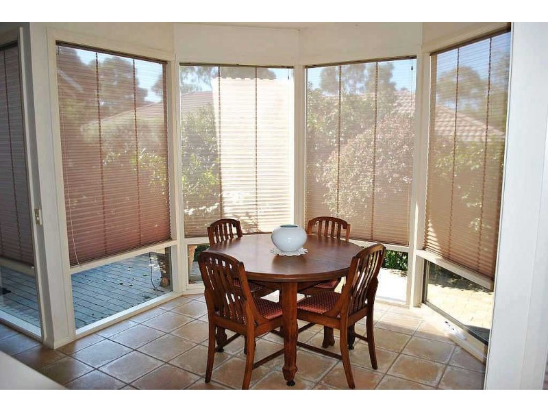 8 Woodlyn Close, Mount Eliza VIC 3930