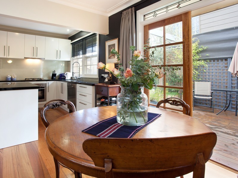 2/18 Bruarong Crescent, Frankston South VIC 3199