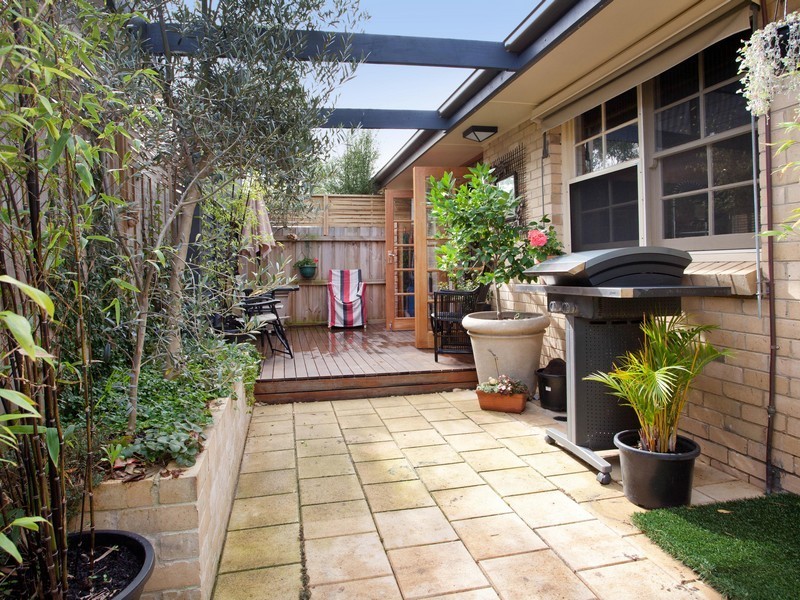 2/18 Bruarong Crescent, Frankston South VIC 3199