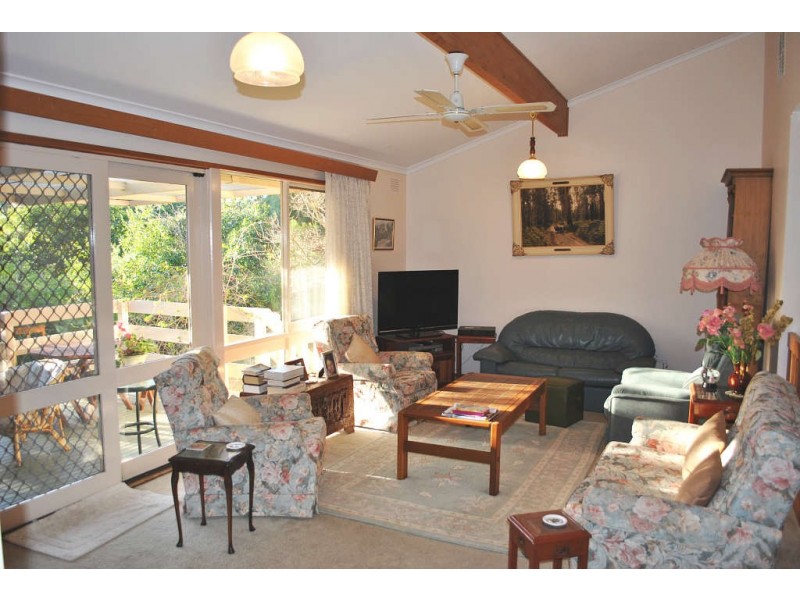 25 Wimborne Avenue, Mount Eliza VIC 3930