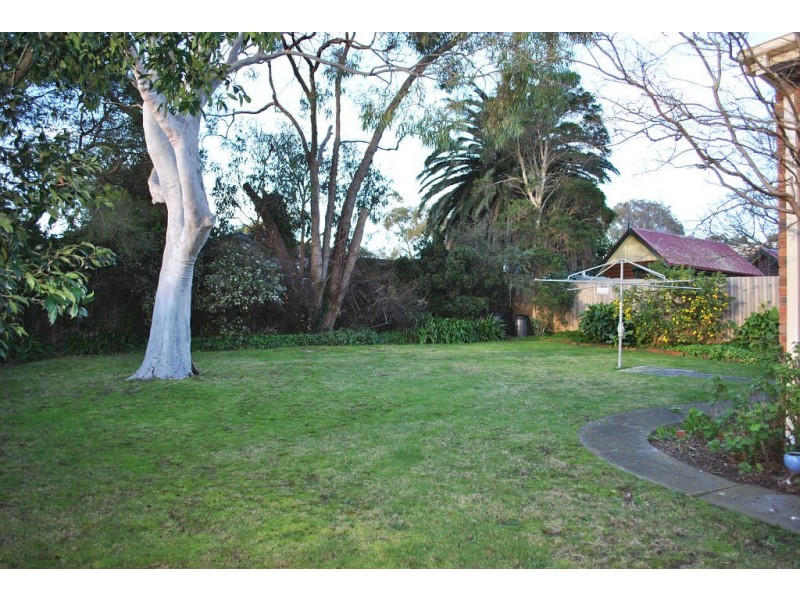 25 Wimborne Avenue, Mount Eliza VIC 3930