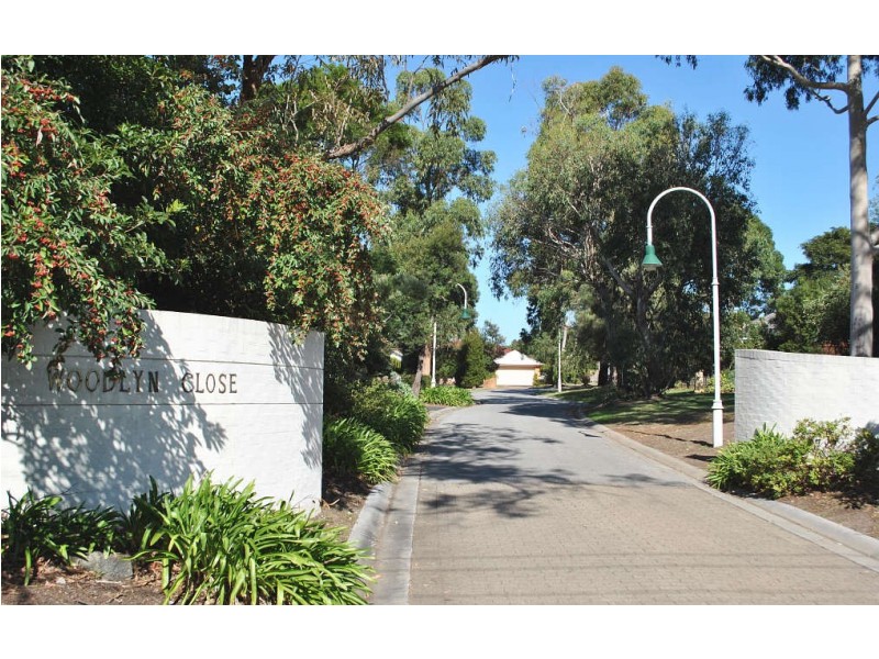 8 Woodlyn Close, Mount Eliza VIC 3930