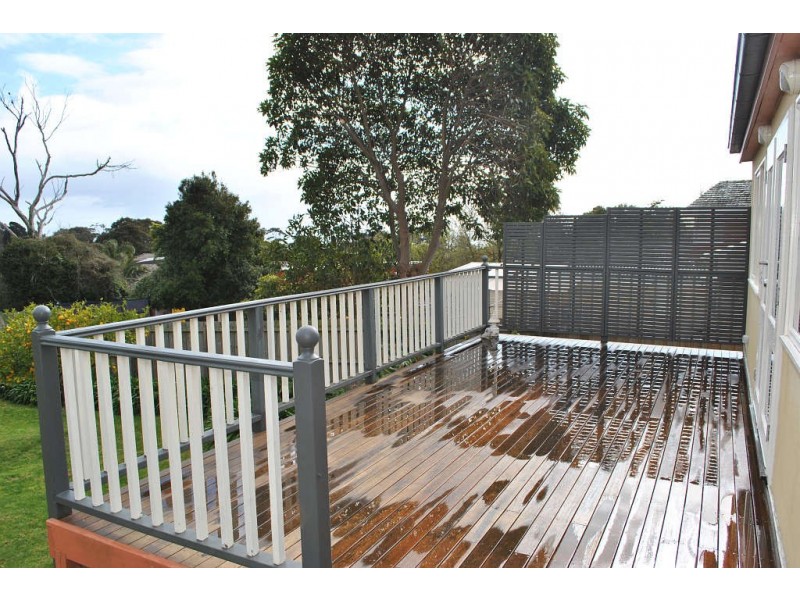 18 Ithaca Road, Frankston South VIC 3199