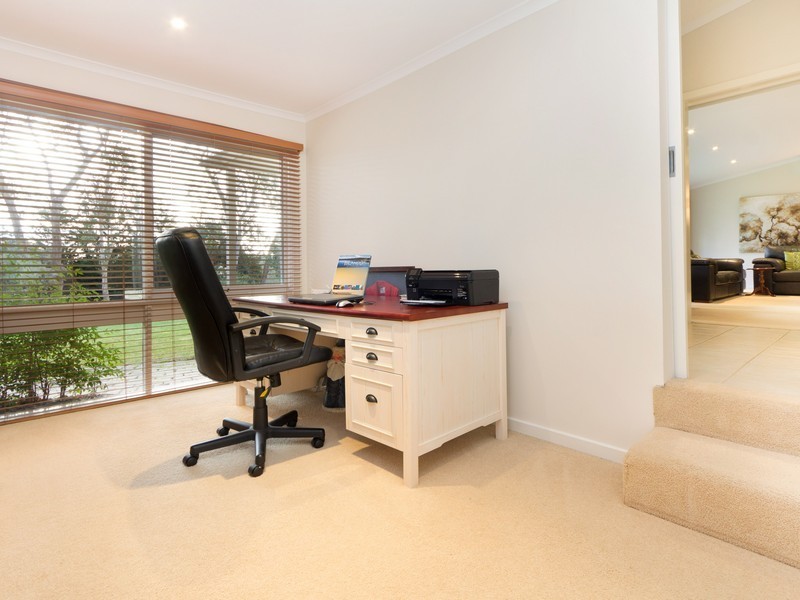 112 Mather Road, Mount Eliza VIC 3930