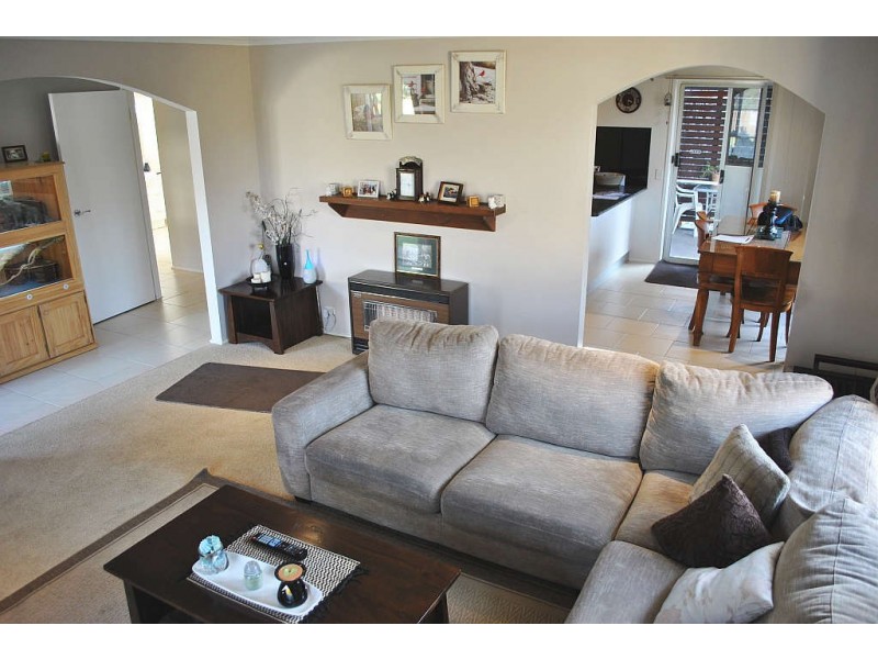 41 Houlder Avenue, Junction Village VIC 3977