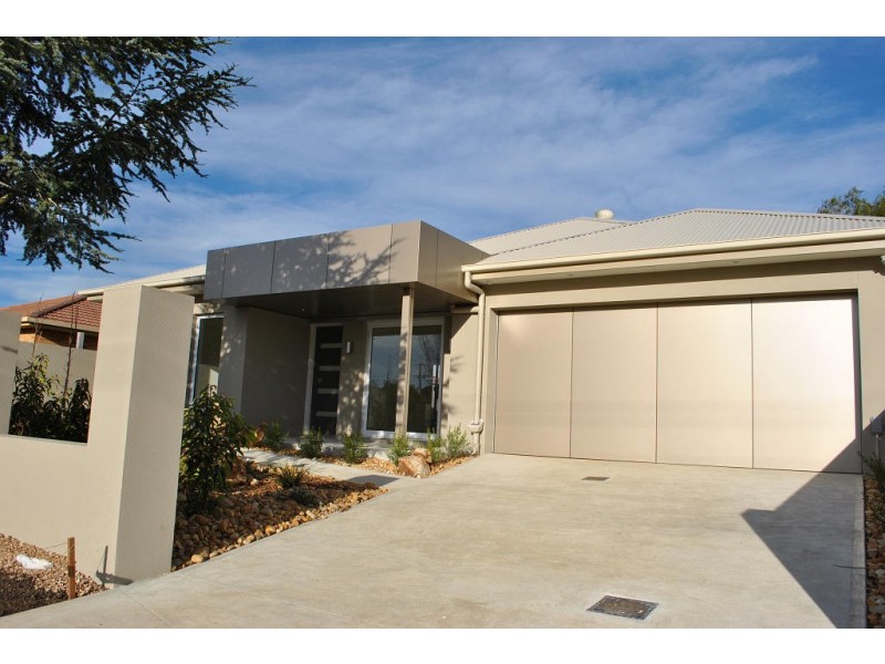 1/14 Coonara Avenue, Mount Eliza VIC 3930