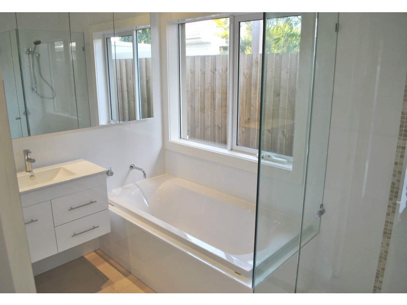 1/14 Coonara Avenue, Mount Eliza VIC 3930