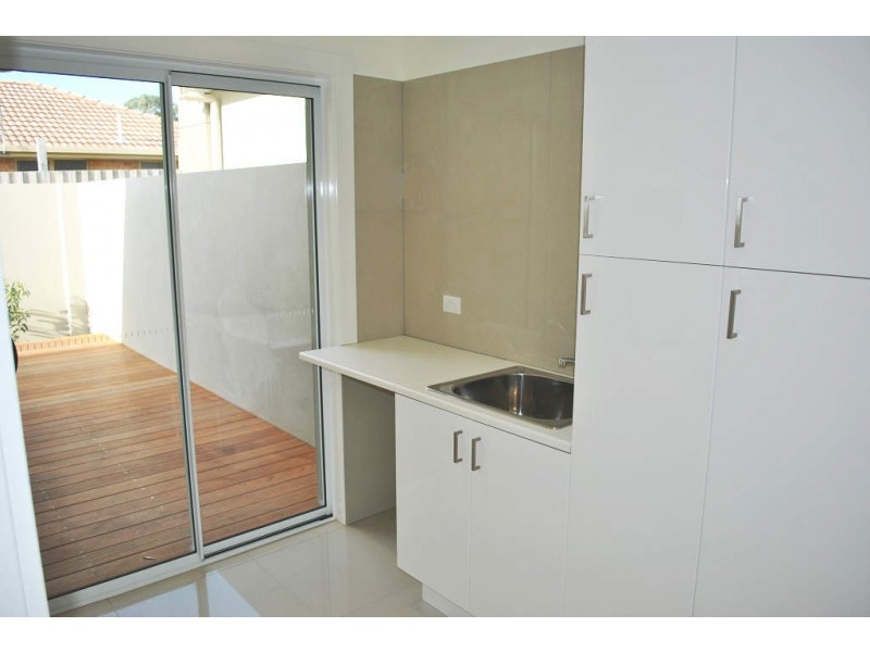 1/14 Coonara Avenue, Mount Eliza VIC 3930