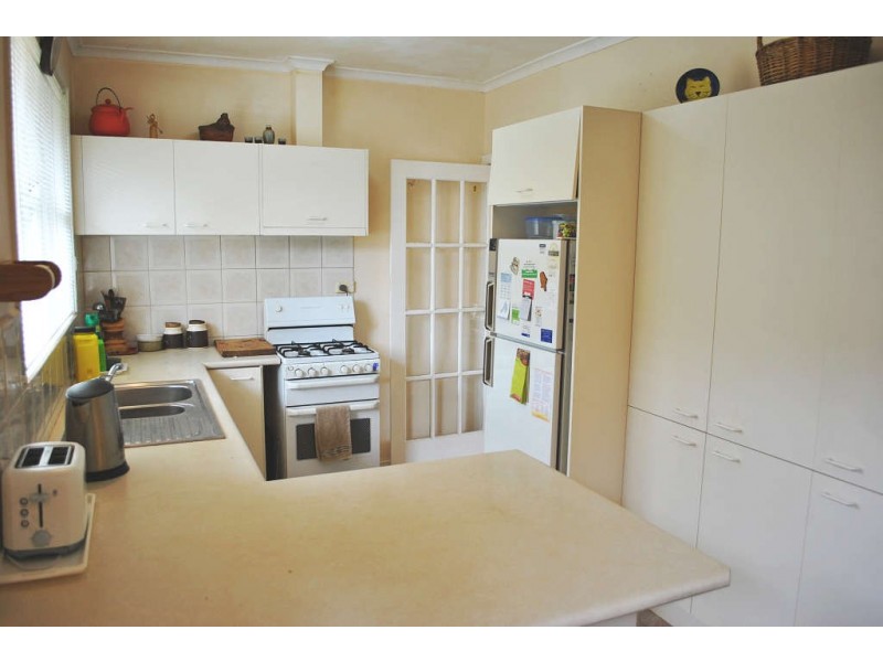 11 Redbourne Avenue, Mount Eliza VIC 3930