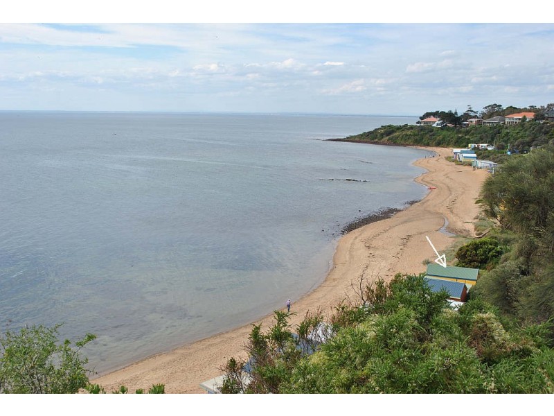 15 Beach Box Earimil Beach, Mount Eliza VIC 3930