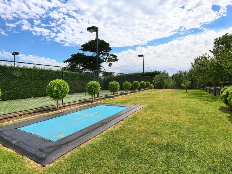 36 Jacksons Road, Mount Eliza VIC 3930