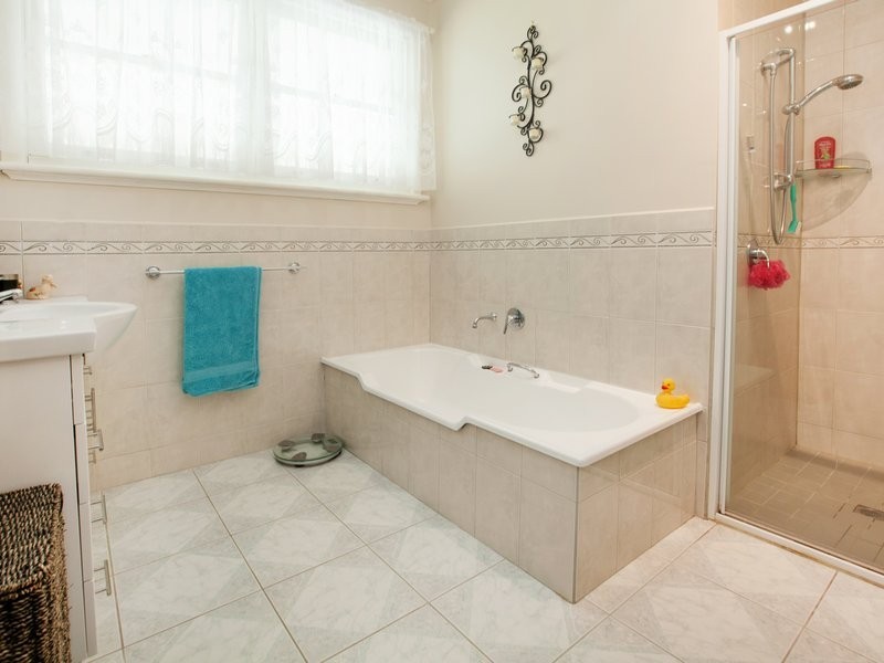 11-13 Allison Road, Mount Eliza VIC 3930