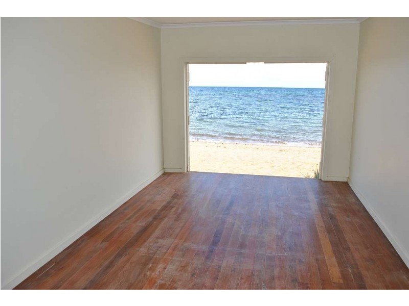 14 Beach Box – Earimil North Beach, Mount Eliza VIC 3930