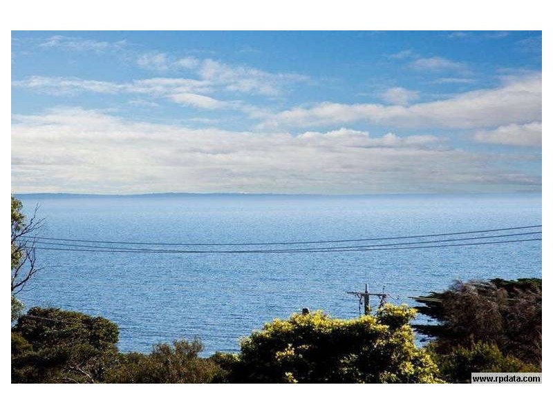 4 Matong Road, Mount Eliza VIC 3930