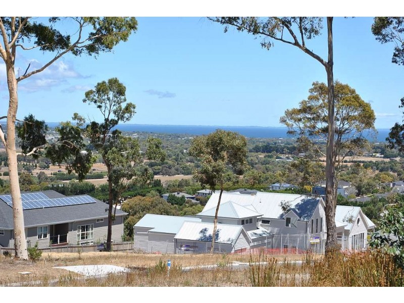 12 Manna Hill Court, Mount Eliza VIC 3930