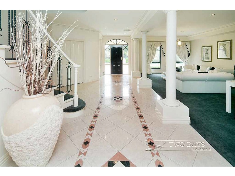 14 Rannoch Avenue, Mount Eliza VIC 3930