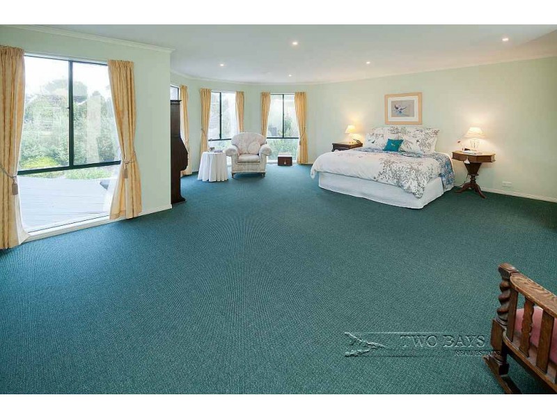 58 Humphries Road, Mount Eliza VIC 3930