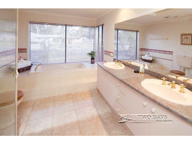 58 Humphries Road, Mount Eliza VIC 3930